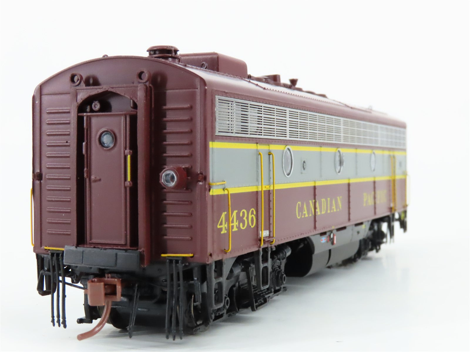 HO Scale Rapido 223001 CP Canadian Pacific F7B Diesel Locomotive #4436 wDCC