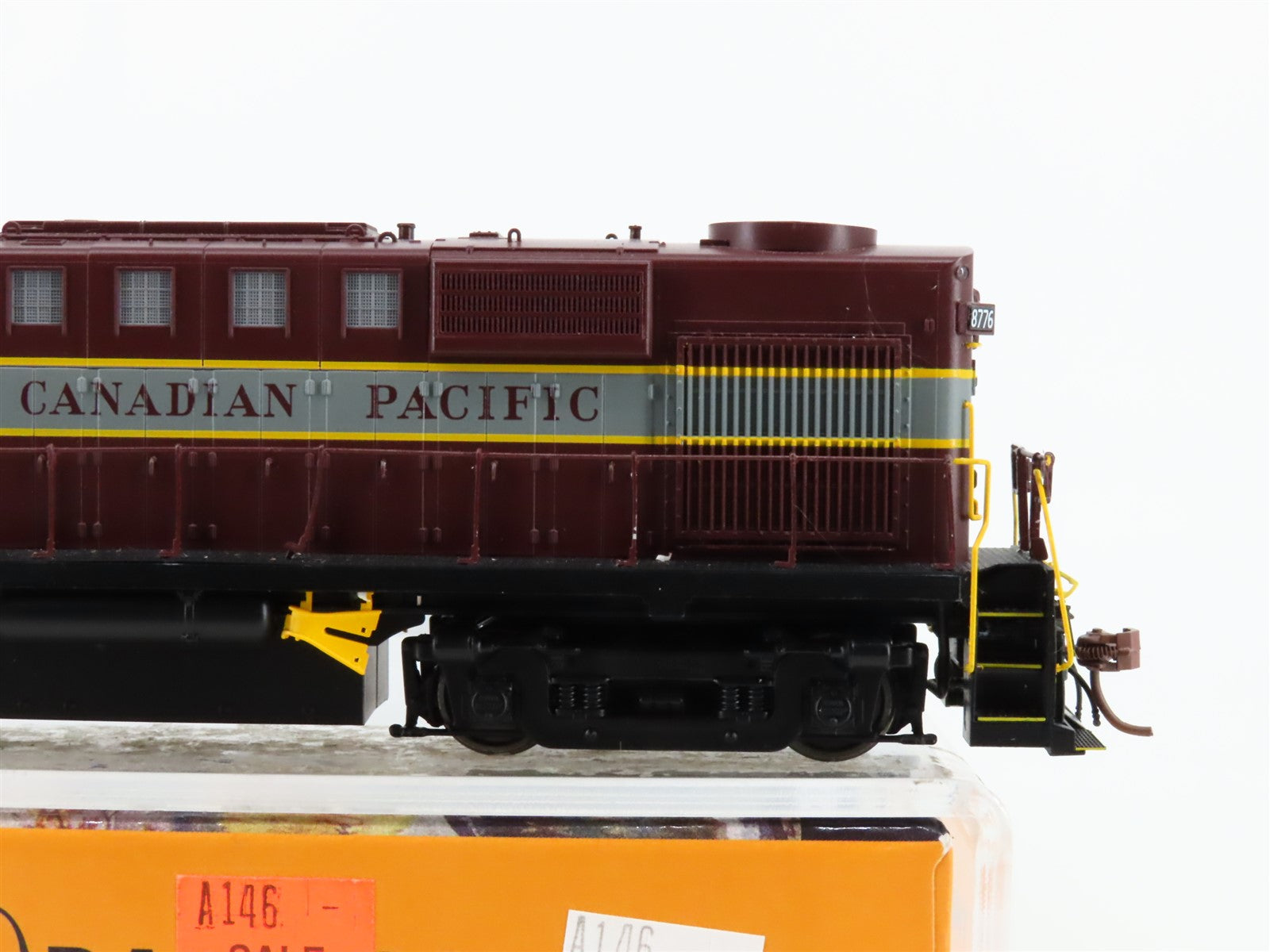 HO Scale Rapido 32528 CP Canadian Pacific RS-18 Diesel Loco #8776 wDCC & Sound
