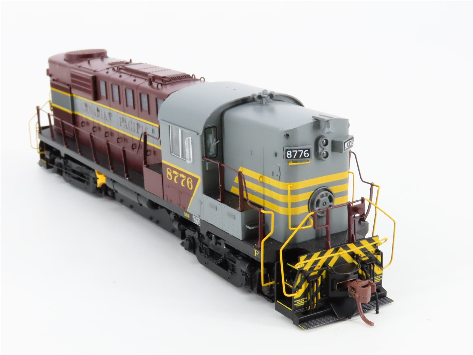 HO Scale Rapido 32528 CP Canadian Pacific RS-18 Diesel Loco #8776 wDCC & Sound
