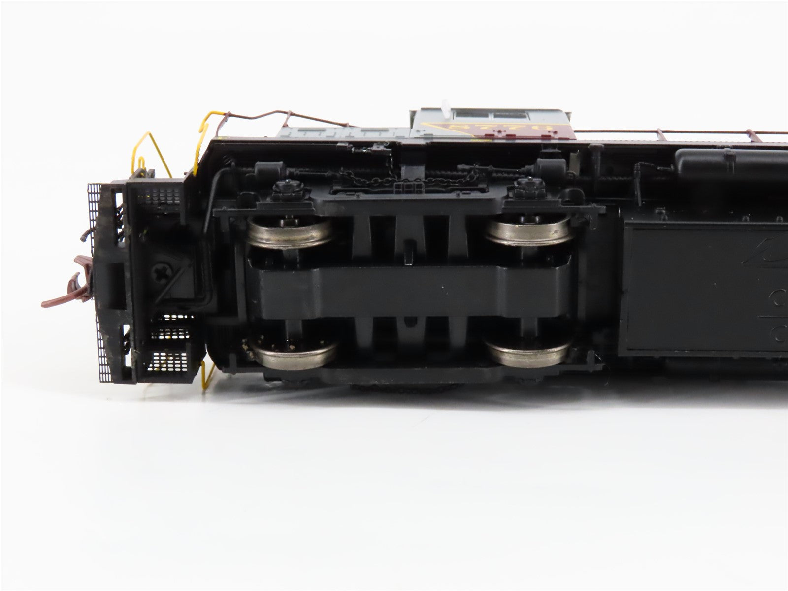 HO Scale Rapido 32528 CP Canadian Pacific RS-18 Diesel Loco #8776 wDCC & Sound