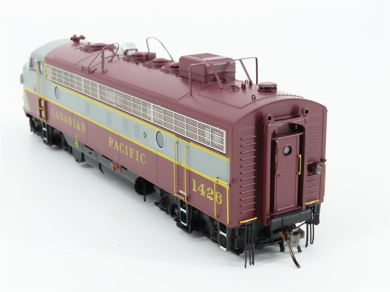 HO Scale Rapido 222503 CP Canadian Pacific FP7A Diesel Loco #1426 wDCC & Sound