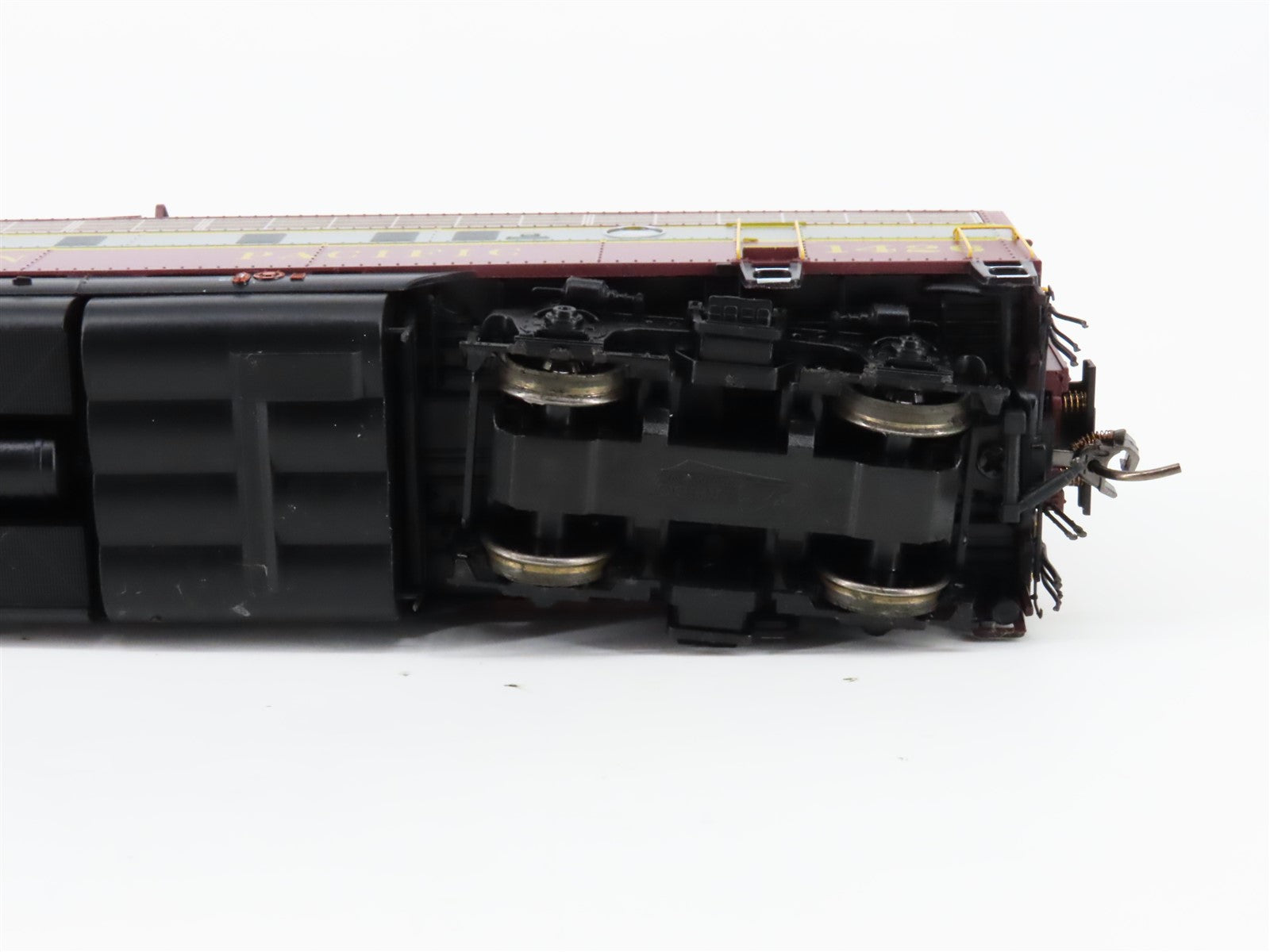 HO Scale Rapido 222503 CP Canadian Pacific FP7A Diesel Loco #1426 wDCC & Sound