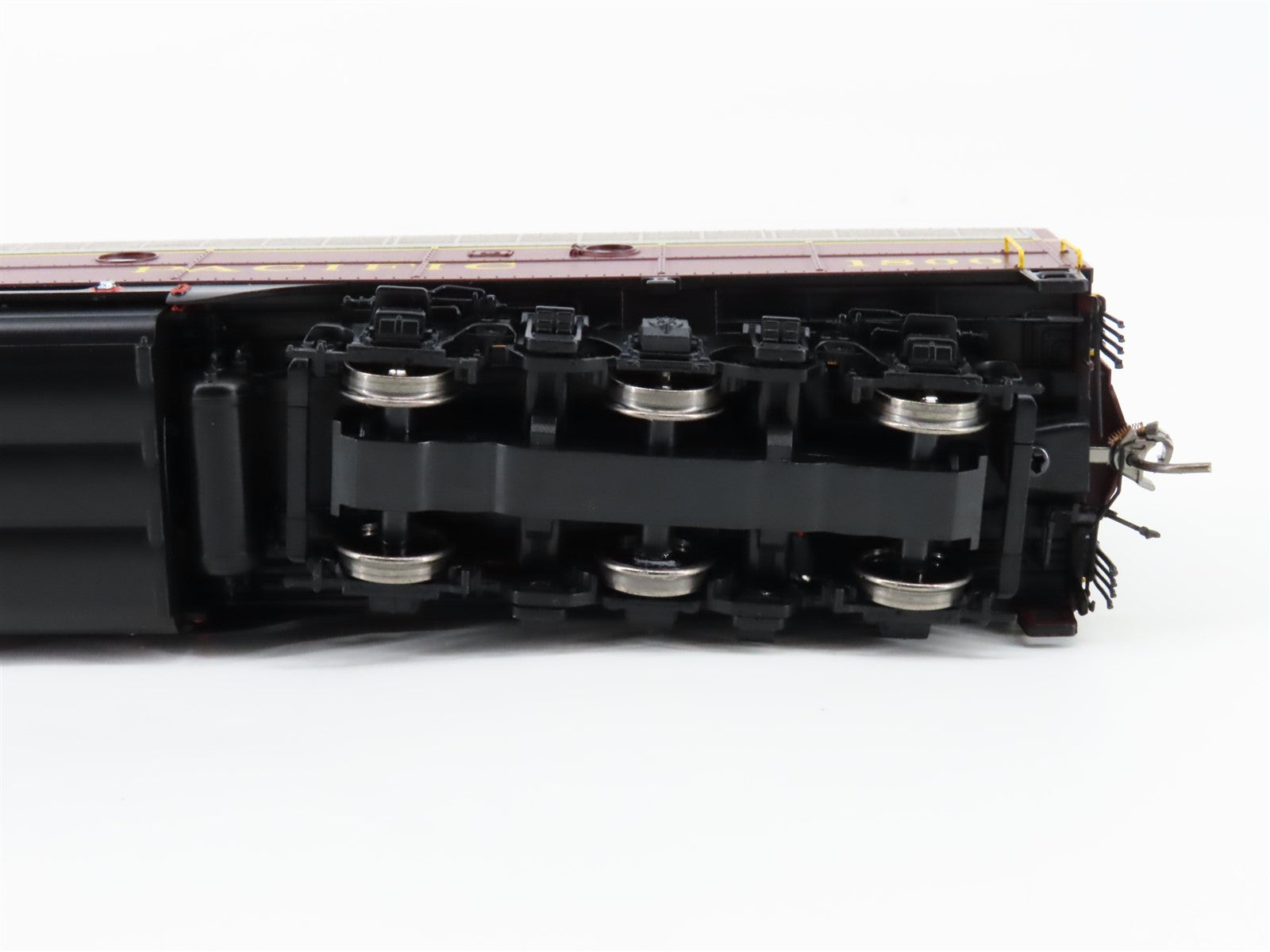 HO Scale Rapido 28509 CP Canadian Pacific E8A Diesel Loco #1800 wDCC & Sound