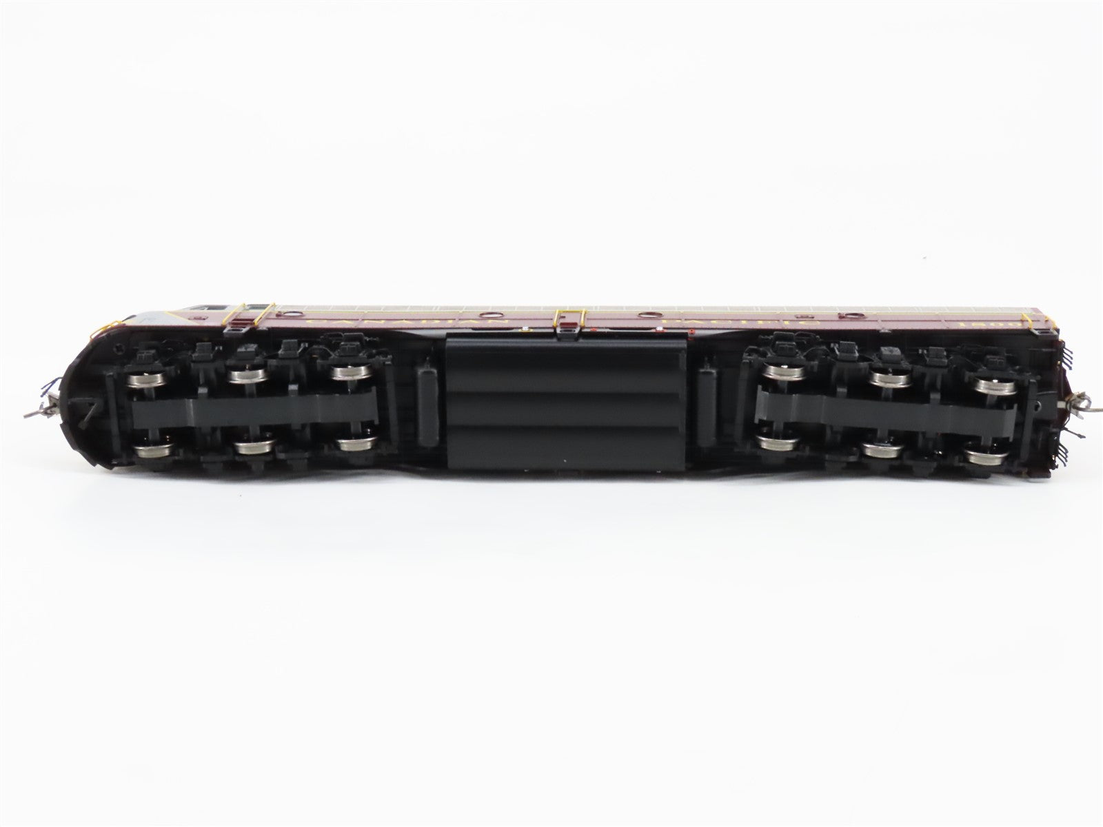 HO Scale Rapido 28509 CP Canadian Pacific E8A Diesel Loco #1800 wDCC & Sound