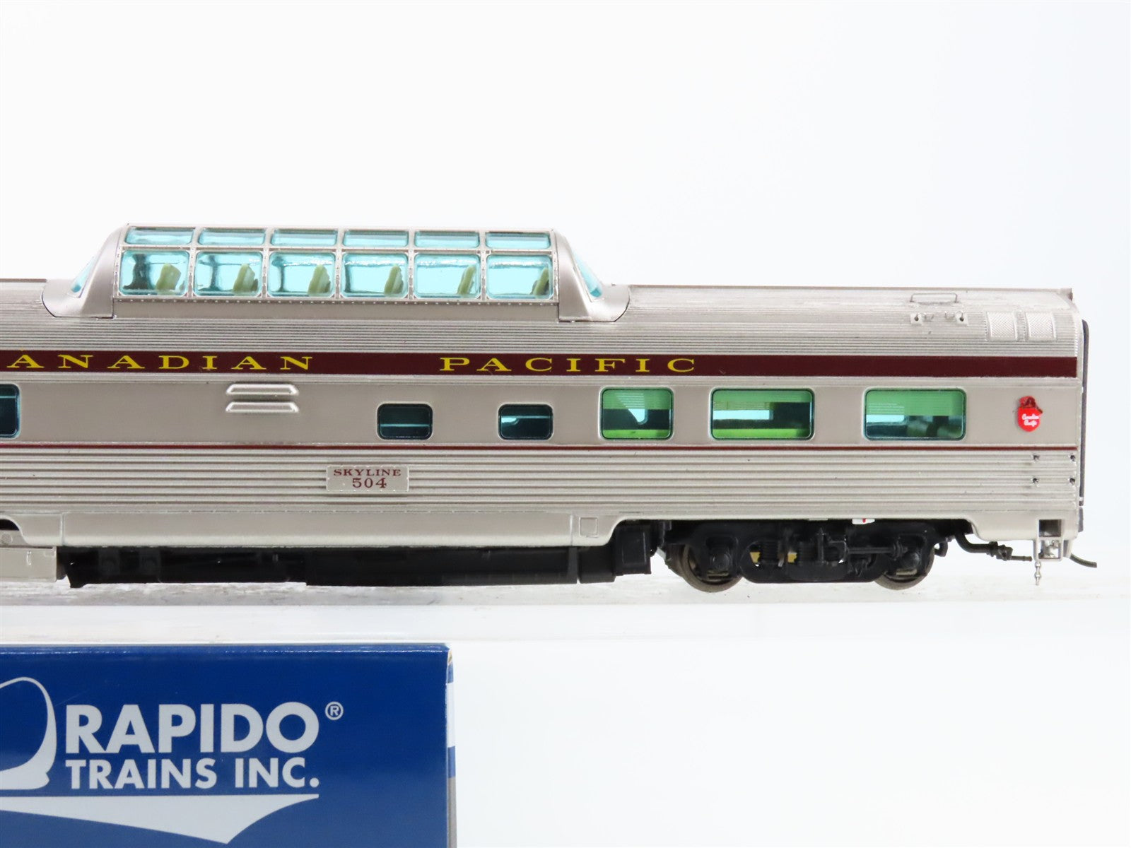 HO Scale Rapido 116014 CP Canadian Pacific Budd Mid-Train Vista Dome 504 RTR
