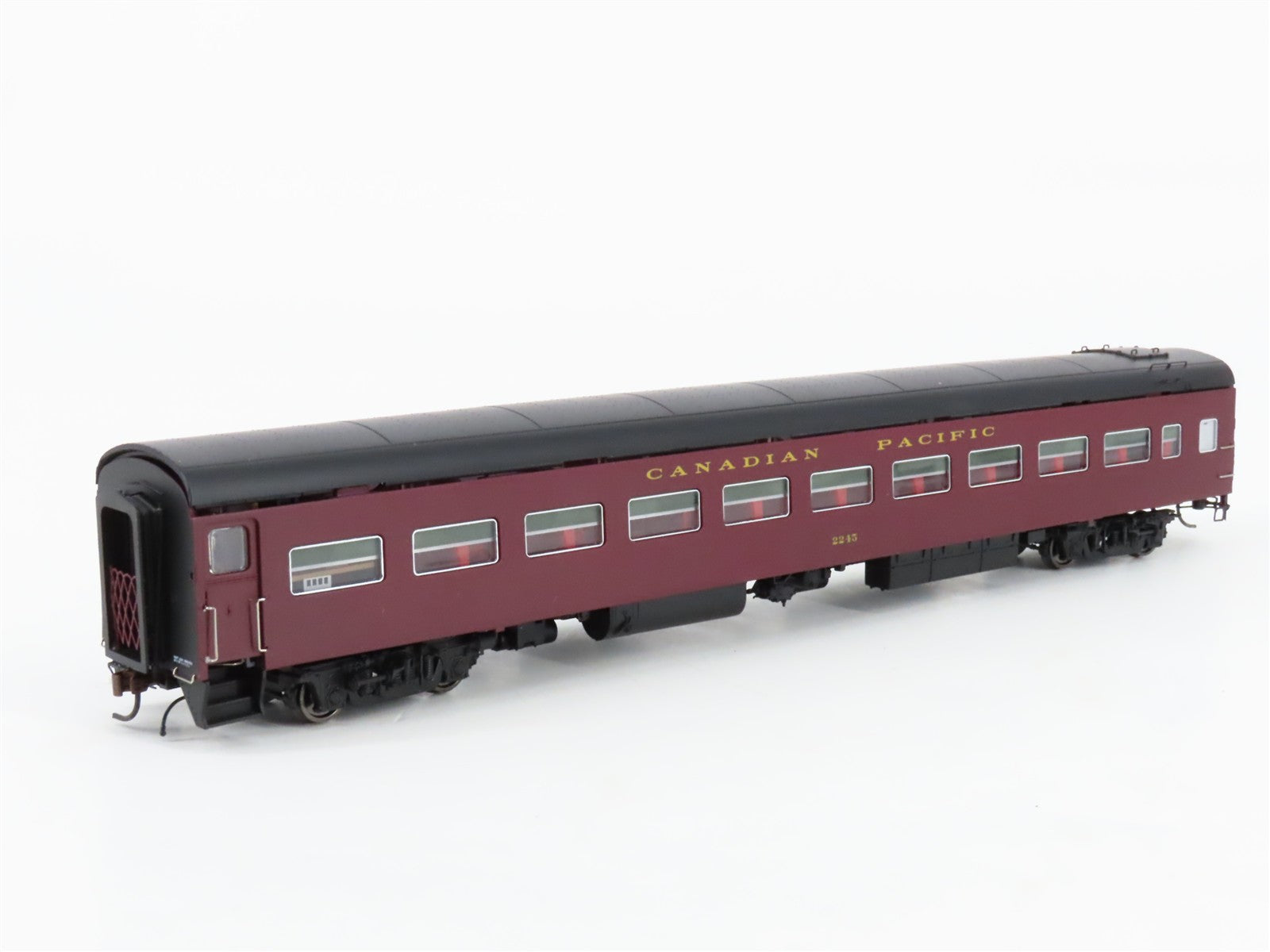 HO Scale Rapido 100092 CP Canadian Pacific Lightweight Coach Passenger Car #2245