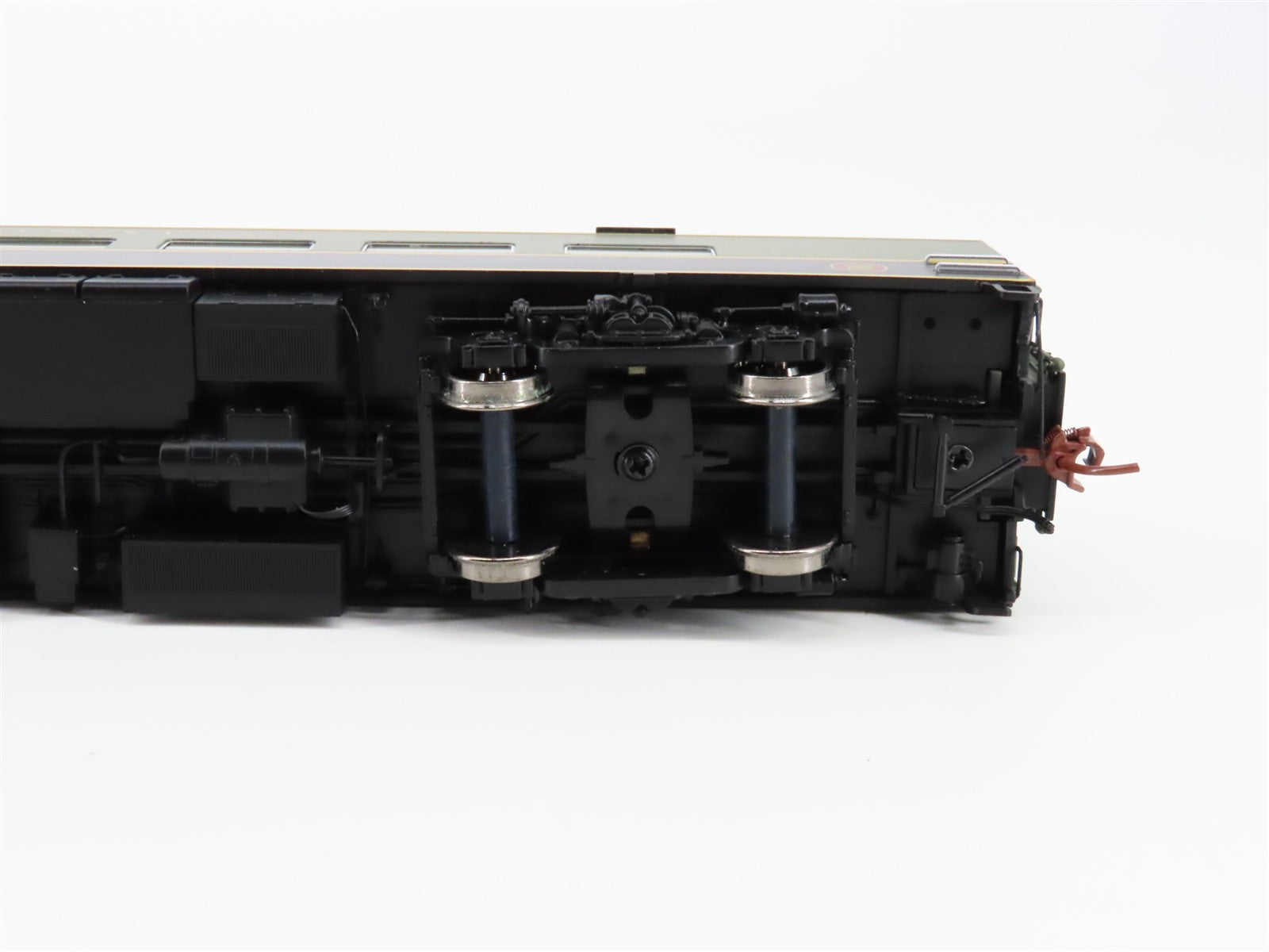HO Scale Rapido 124001 CN Canadian National Lightweight Diner 1337 RTR