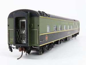 HO Scale Rapido 101013 CN Canadian National Duplex Sleeper Factory Interior RTR