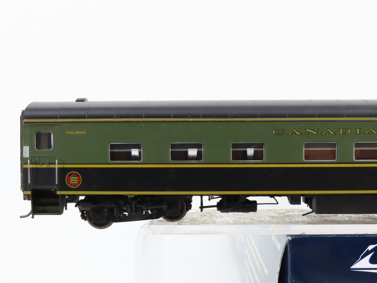 HO Scale Rapido 104008 CN Canadian National Sleeper Passenger Car 
