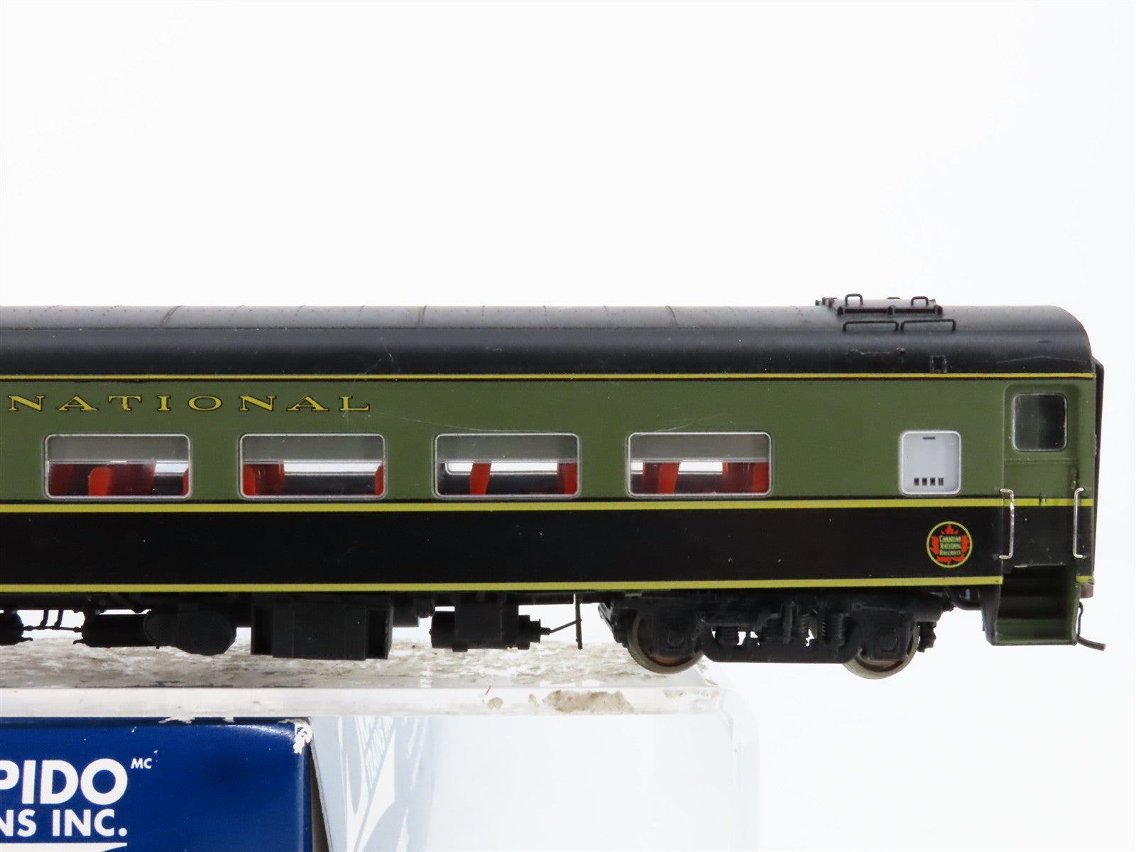HO Scale Rapido 100018 CN Canadian National Coach Passenger Car #5564