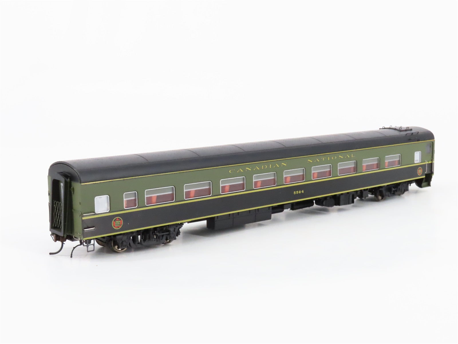 HO Scale Rapido 100018 CN Canadian National Coach Passenger Car #5564