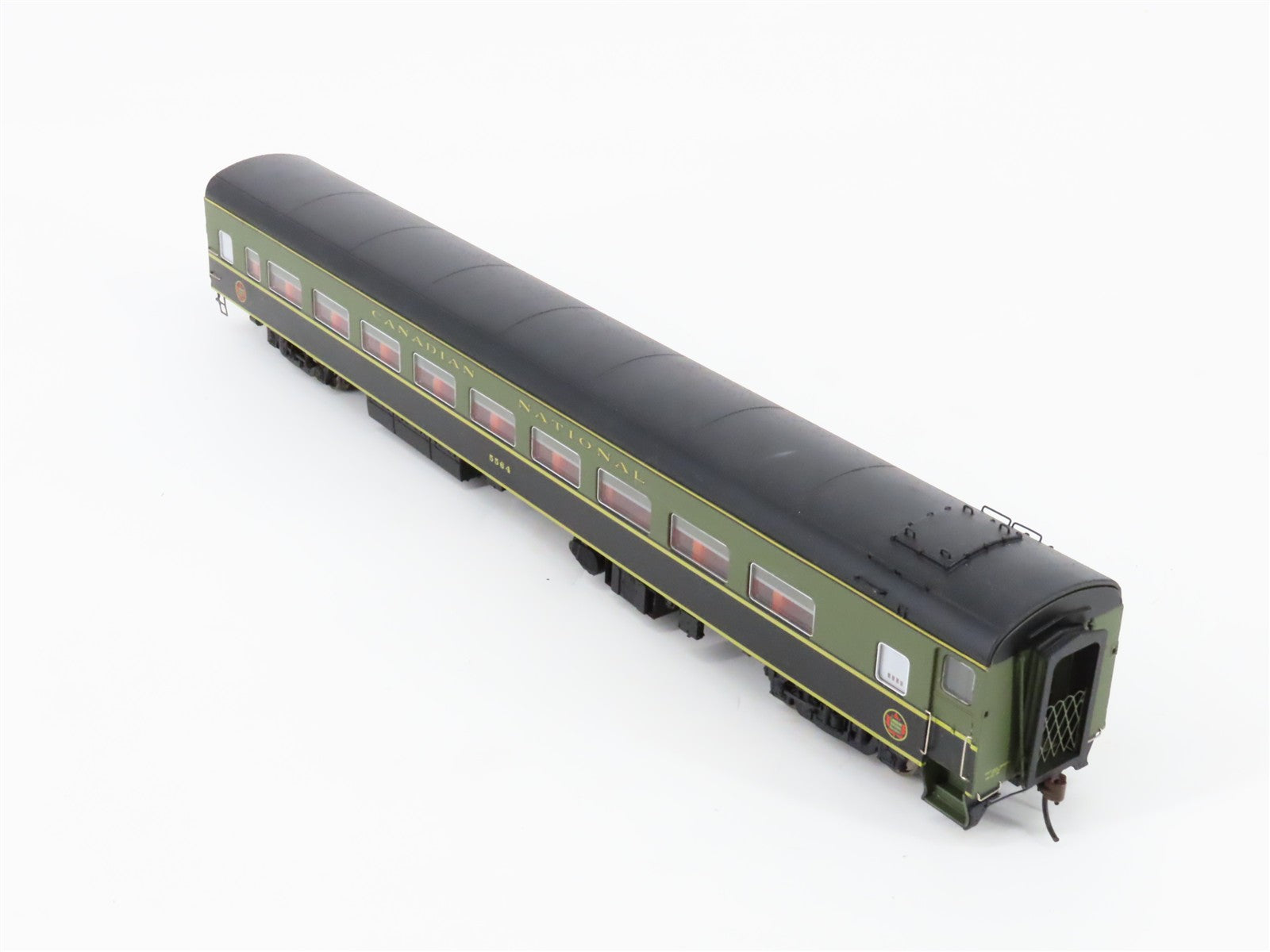 HO Scale Rapido 100018 CN Canadian National Coach Passenger Car #5564