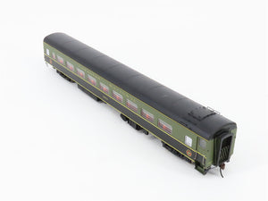 HO Scale Rapido 100018 CN Canadian National Coach Passenger Car #5564