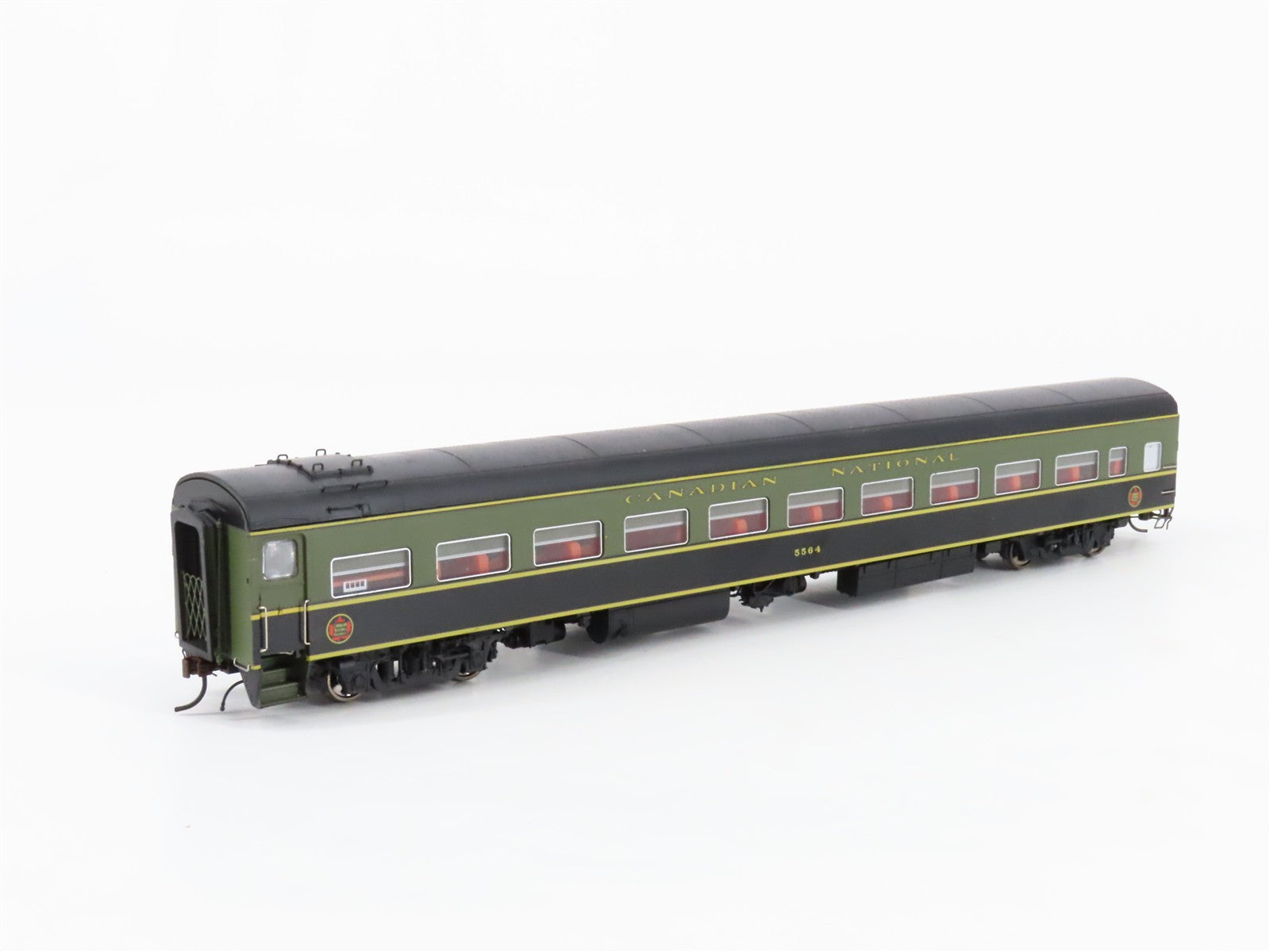 HO Scale Rapido 100018 CN Canadian National Coach Passenger Car #5564