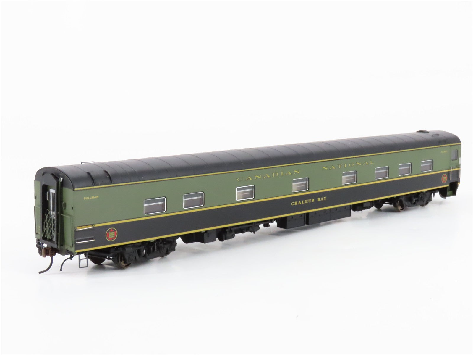 HO Scale Rapido 104009 CN Canadian National Sleeper Passenger Car 