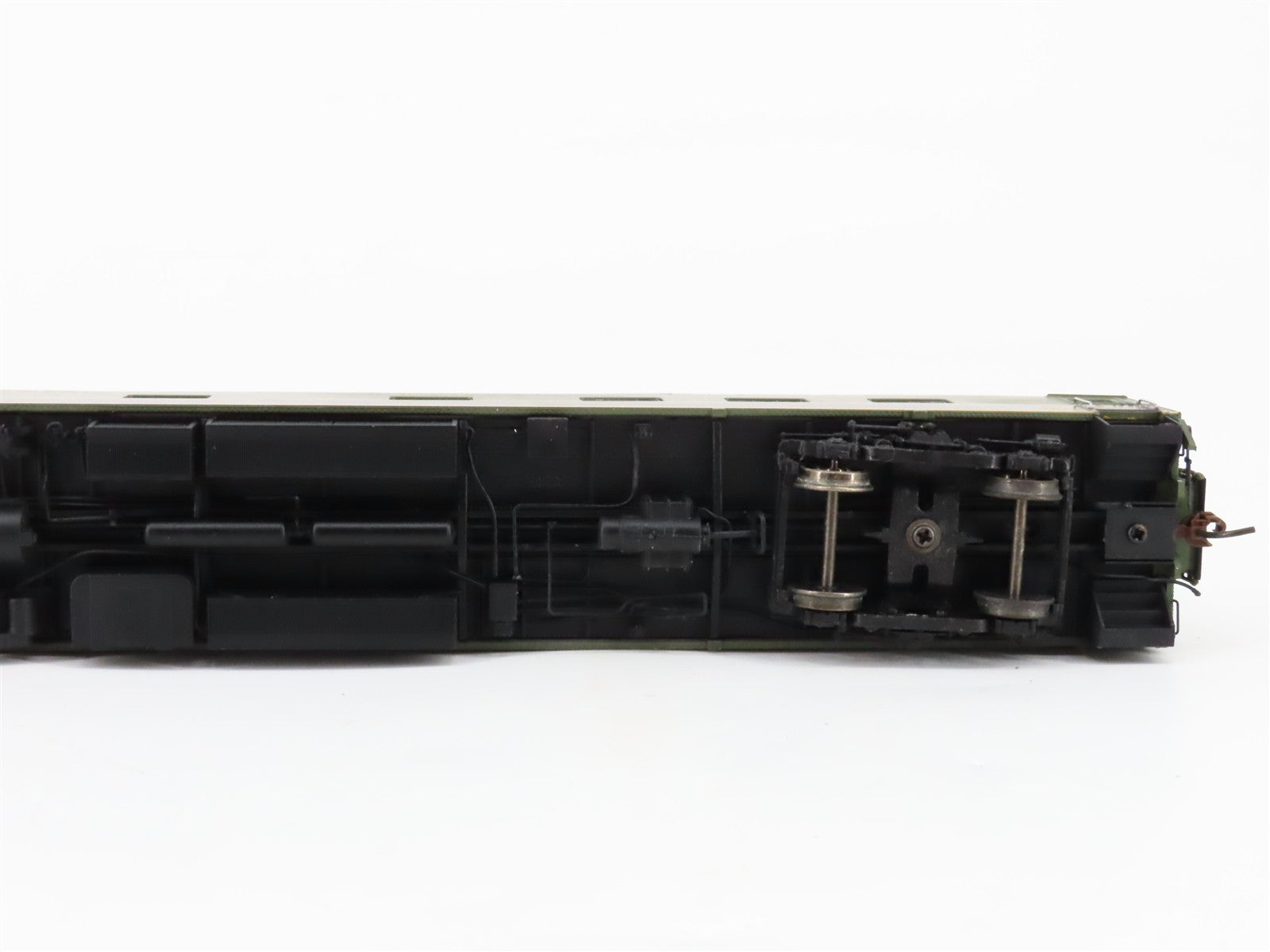 HO Scale Rapido 104009 CN Canadian National Sleeper Passenger Car 