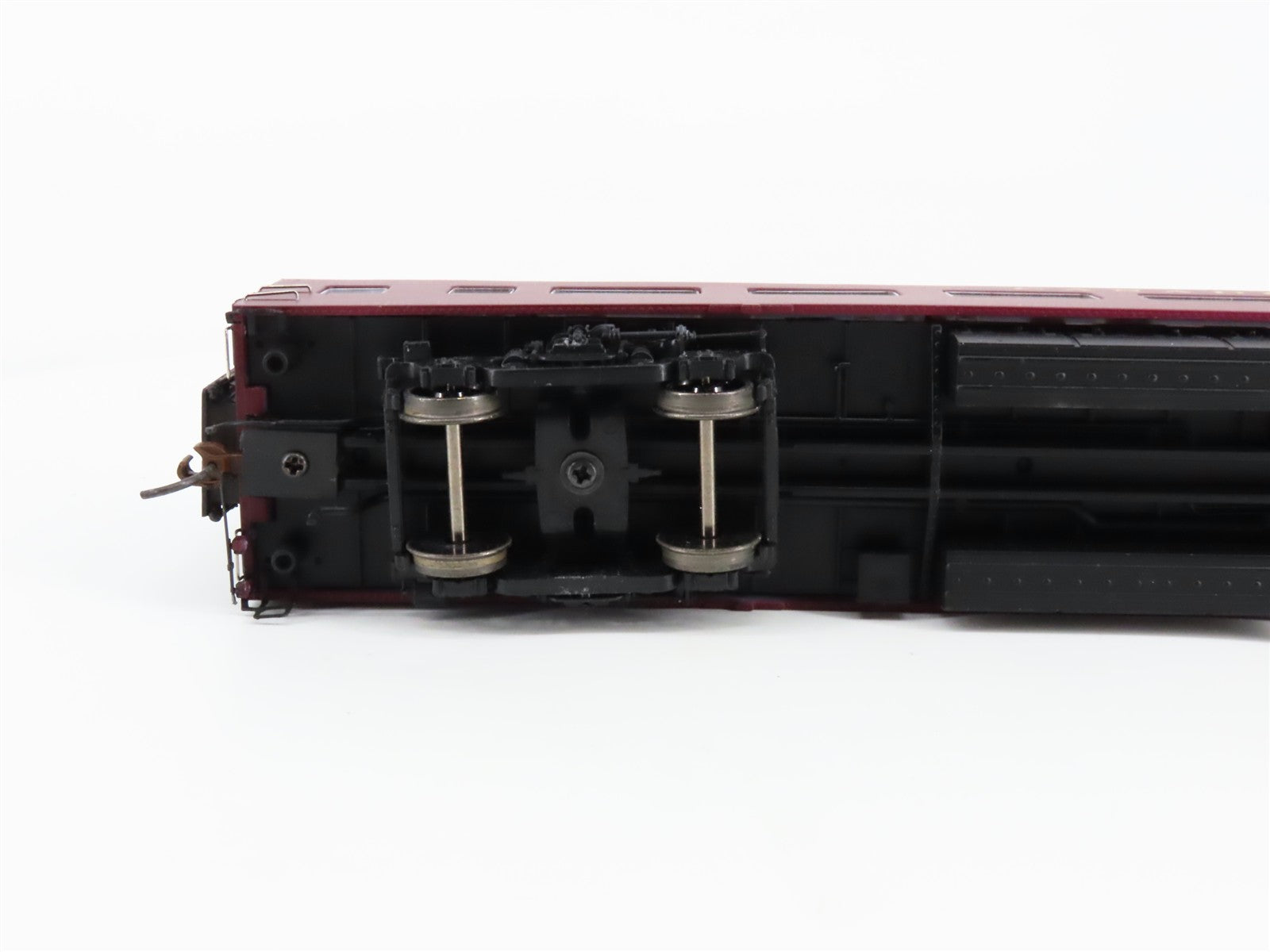 HO Scale Rapido 100094 Canadian Pacific Lightweight Coach Factory Interior RTR