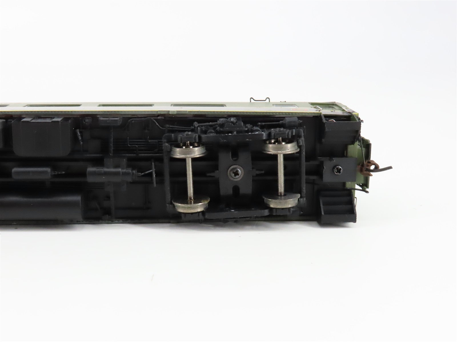 HO Scale Rapido 100016 Canadian National Lightweight Coach Factory Interior RTR