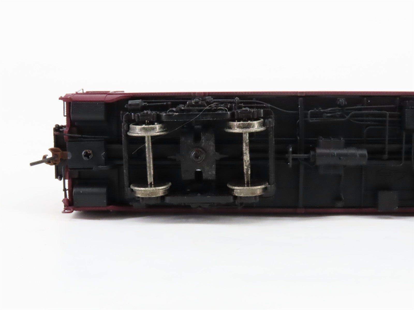 HO Scale Rapido 104038 CP Canadian Pacific Sleeper Passenger Car 