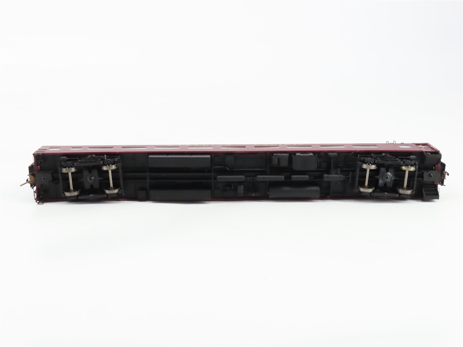 HO Scale Rapido 100095 Canadian Pacific Lightweight Coach Factory Interior RTR