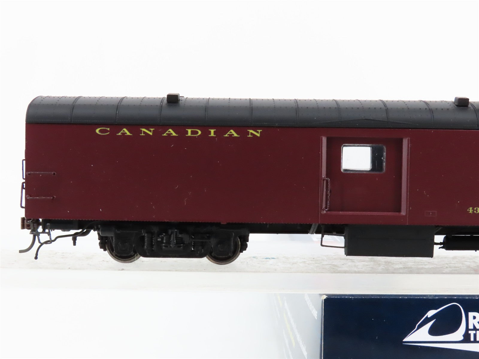 HO Scale Rapido 106191 CP Canadian Pacific Baggage Passenger Car #4311
