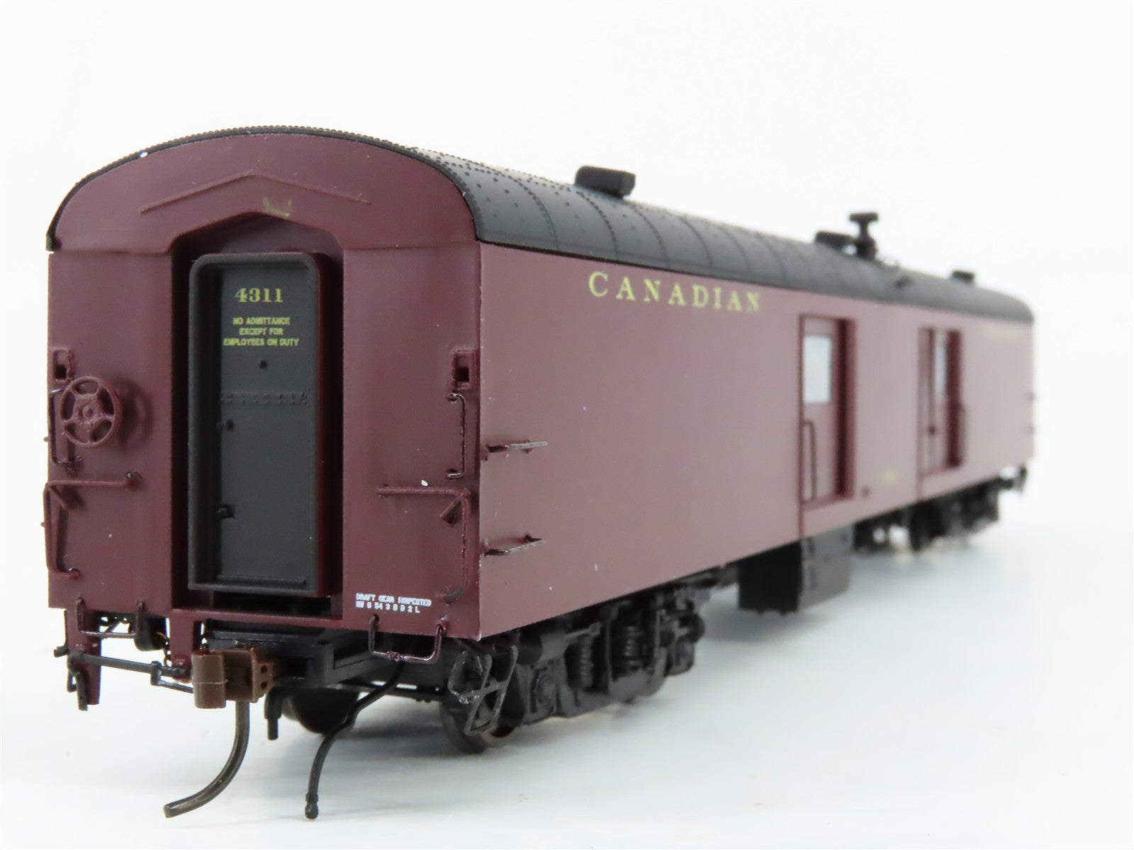 HO Scale Rapido 106191 CP Canadian Pacific Baggage Passenger Car #4311