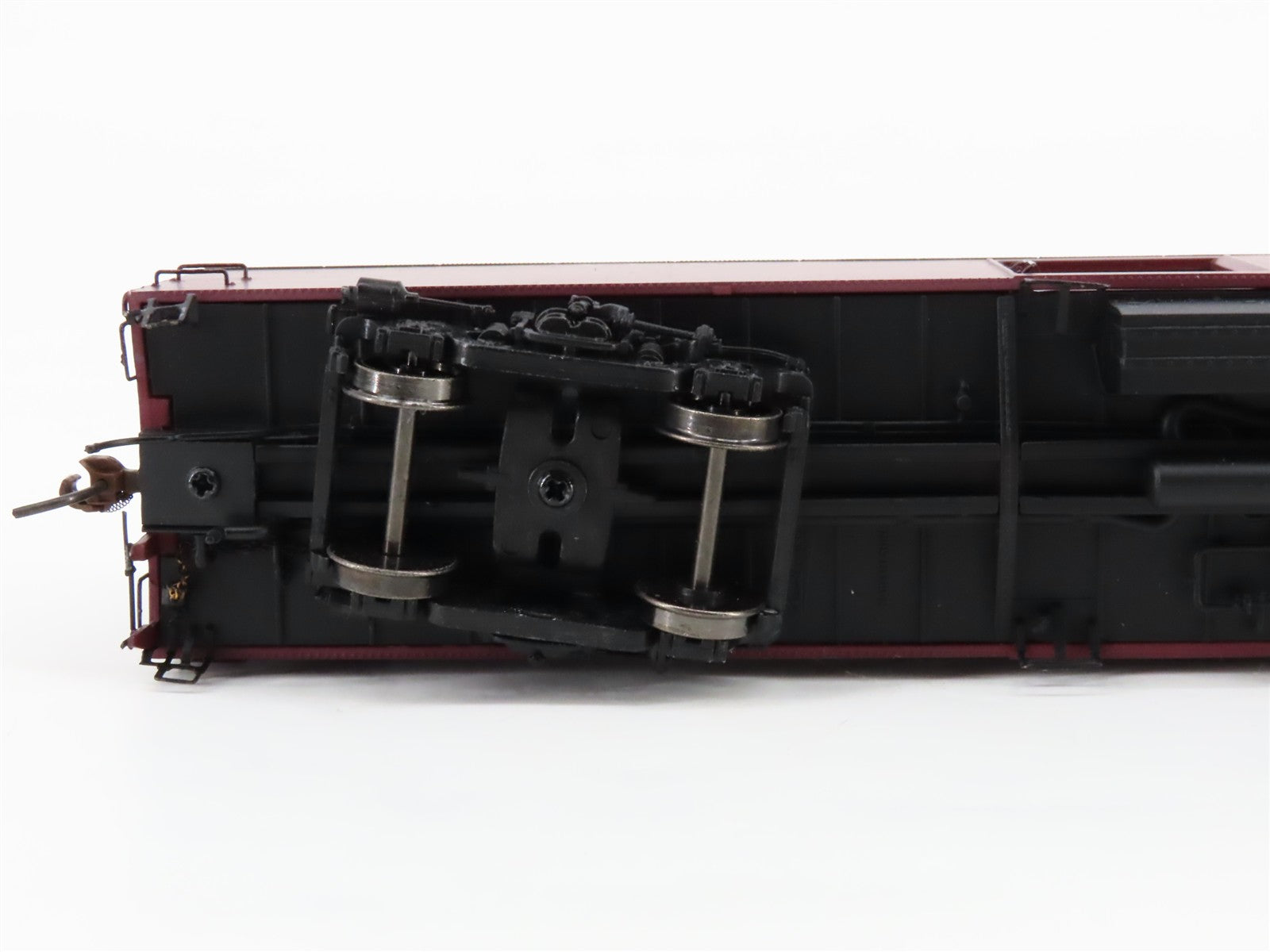 HO Scale Rapido 106191 CP Canadian Pacific Baggage Passenger Car #4311