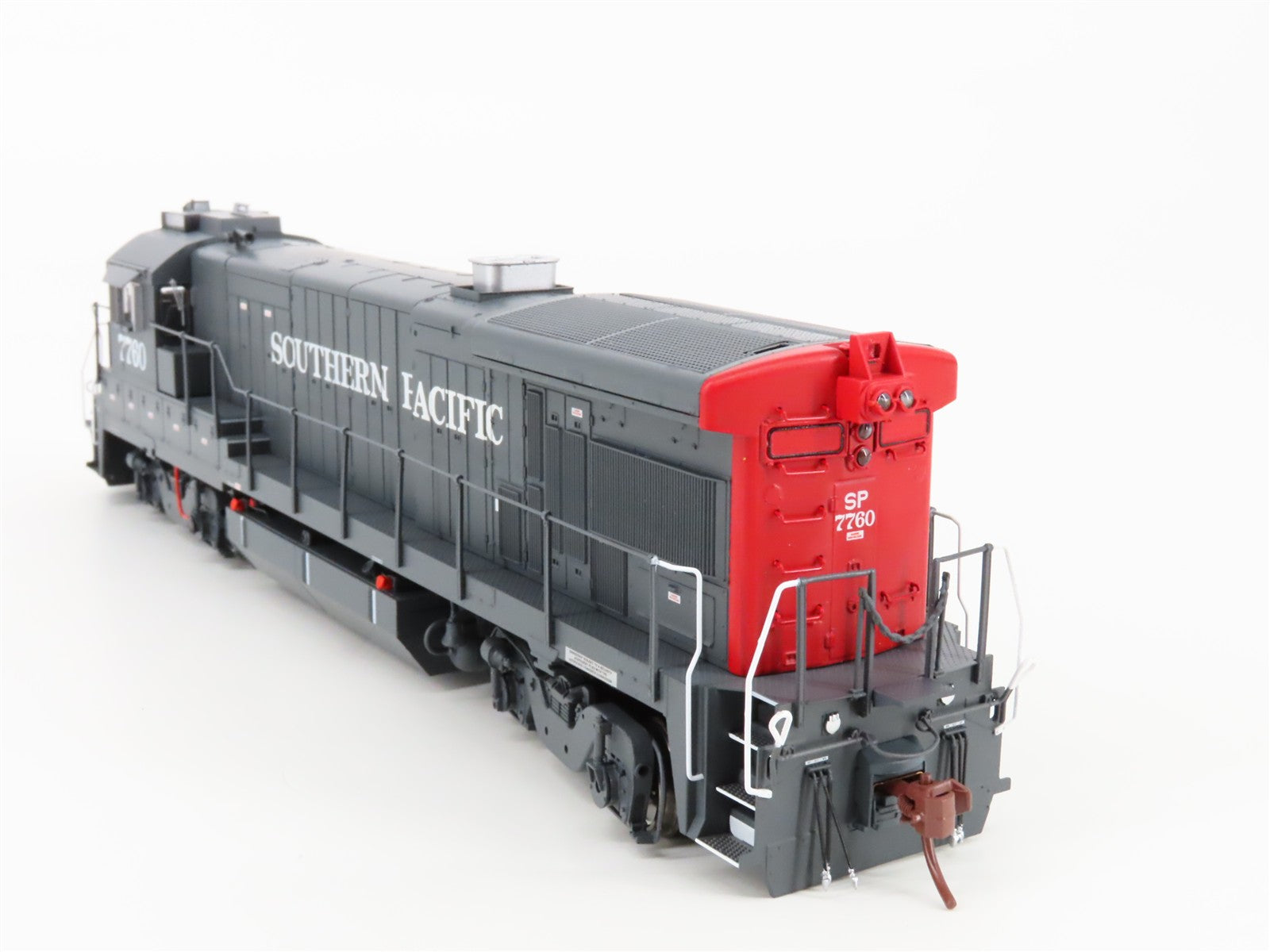 HO Scale Rapido 18541 SP Southern Pacific GE B36-7 Diesel #7760 DCC Sound