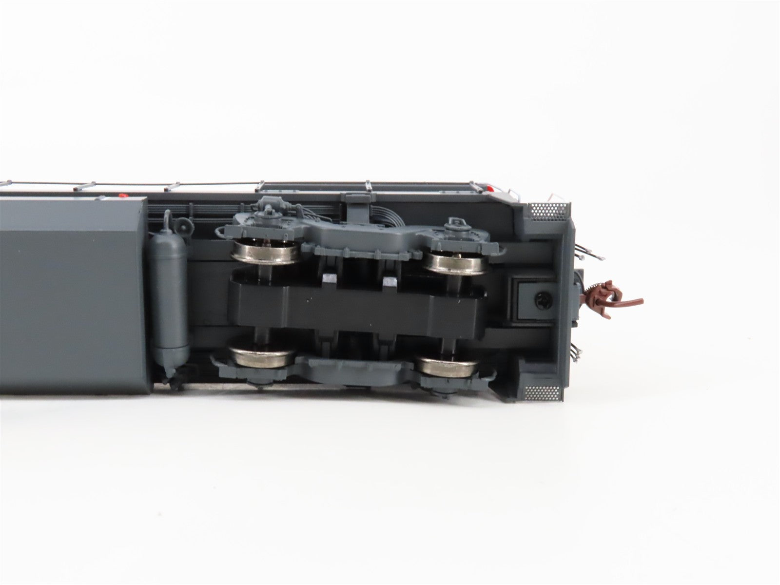HO Scale Rapido 18541 SP Southern Pacific GE B36-7 Diesel #7760 DCC Sound