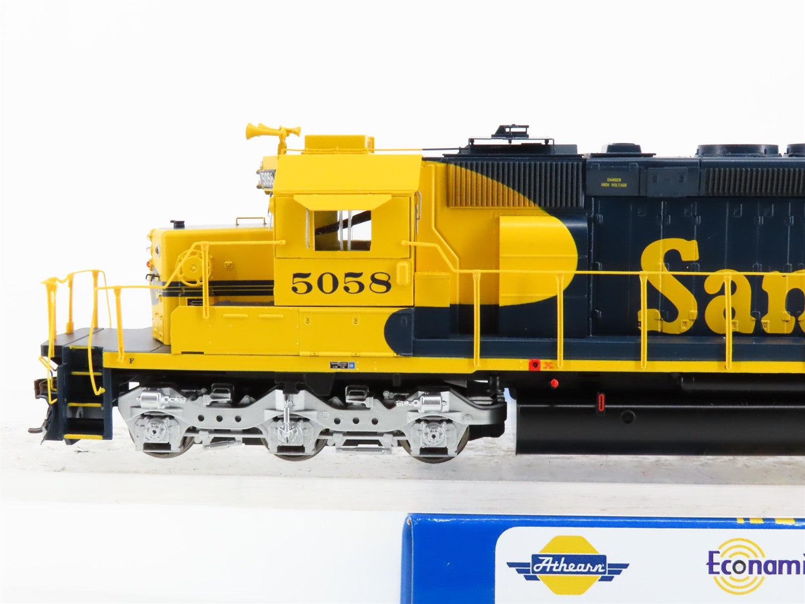 HO Scale Athearn ATH-1253 ATSF Santa Fe SD40-2 Diesel #5058 DCC Sound