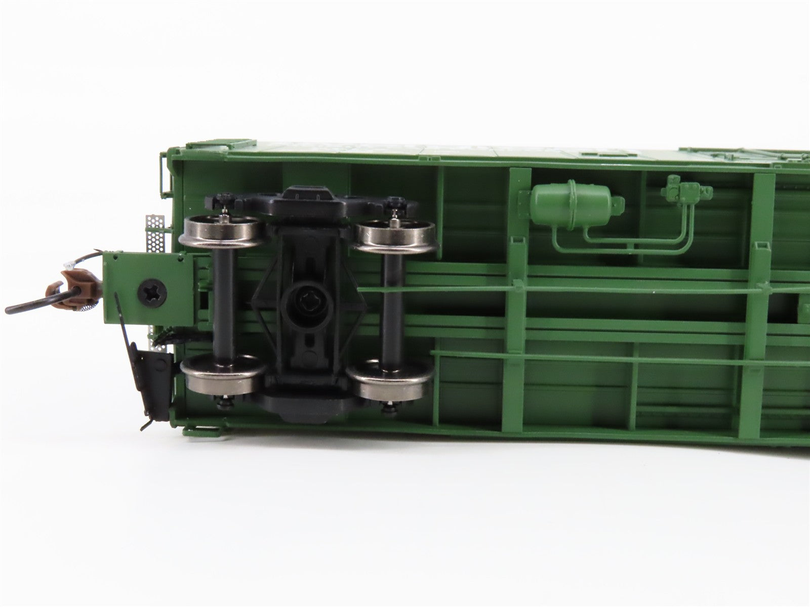 HO Scale Athearn ATHG26795 EFCX Evergreen Freight Car Corp. 50' Box Car 1001 RTR