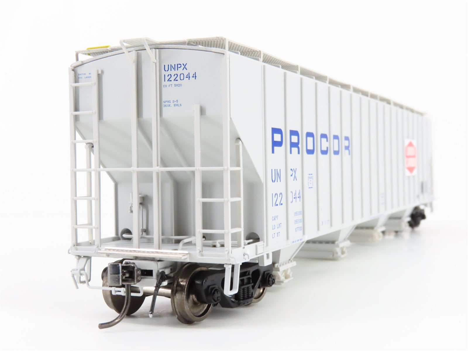 HO Scale Rapido 157003A UNPX Union Carbide 5720 Covered Hopper 122044 RTR