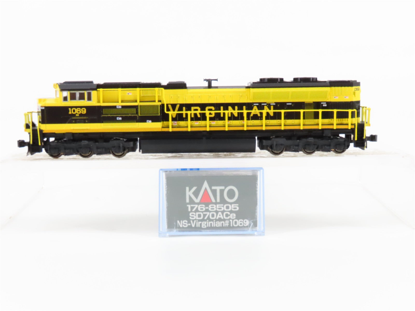 N Scale Kato 176-8505 NS Virginian Heritage SD70ACe Diesel Loco #1069 wDCC