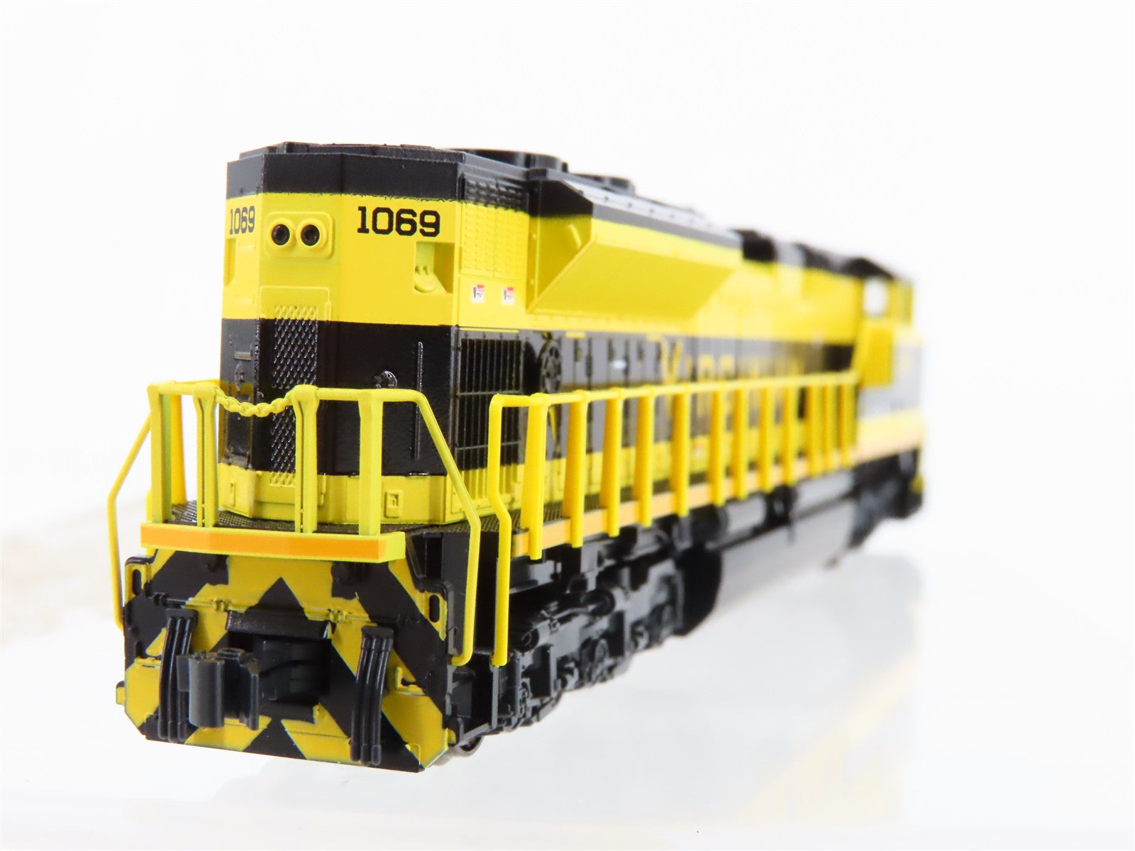 N Scale Kato 176-8505 NS Virginian Heritage SD70ACe Diesel Loco #1069 wDCC