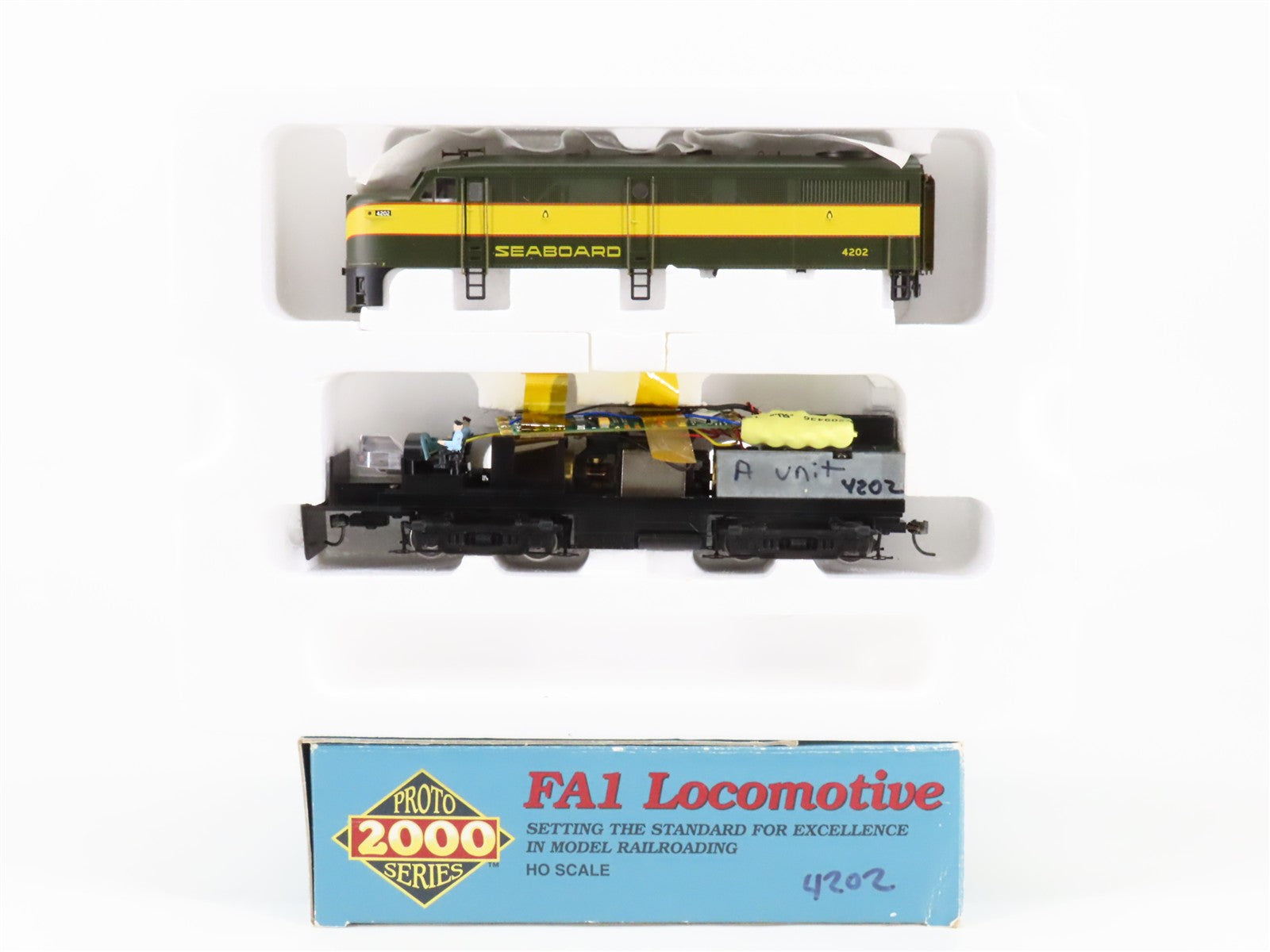 HO Scale Proto 2000 SAL Seaboard FA1 Diesel Locomotive #4202 wDCC & Sound