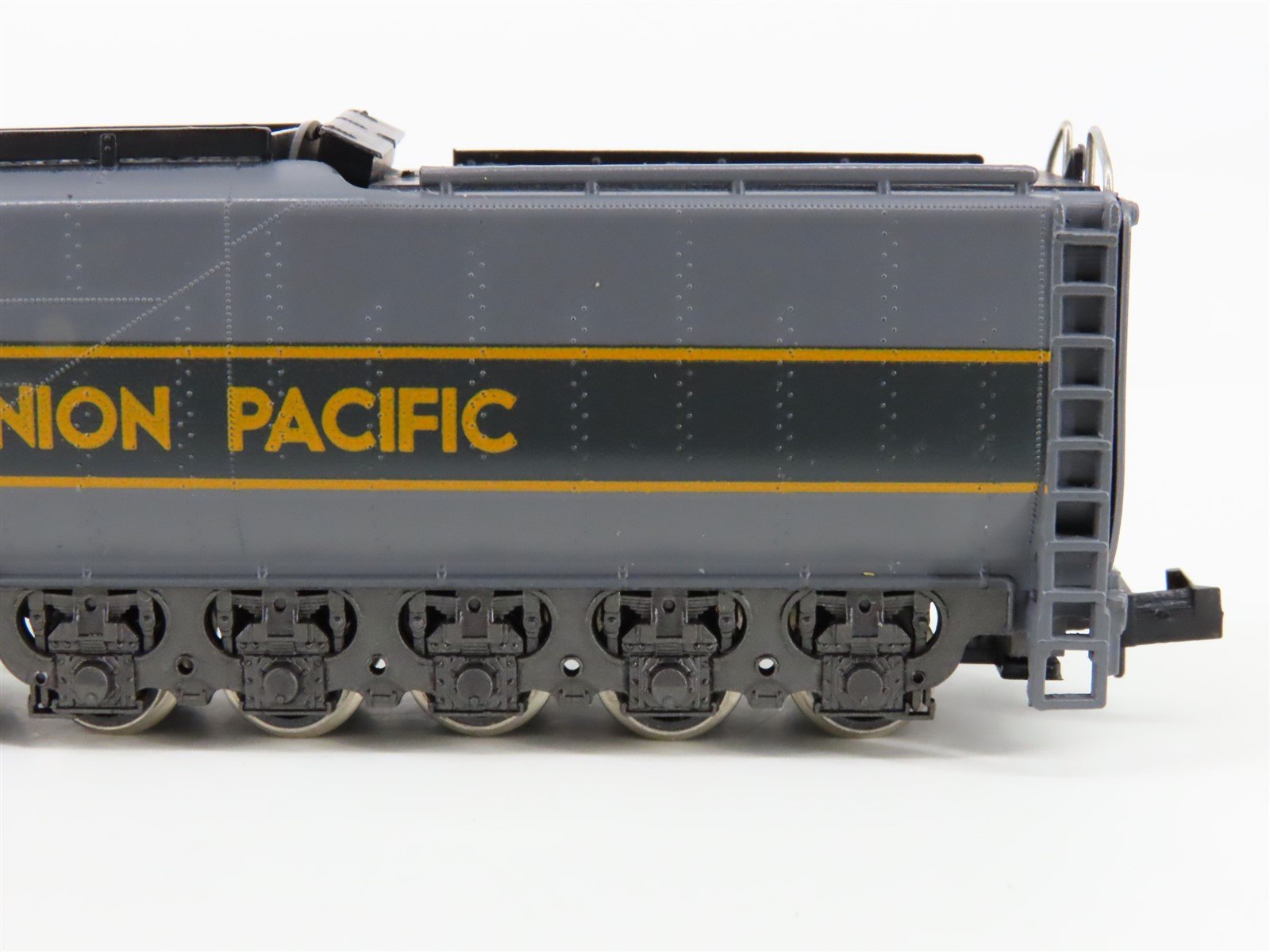 N Scale Rivarossi 0001-003726 UP Union Pacific 4-6-6-4 Steam Locomotive #3975