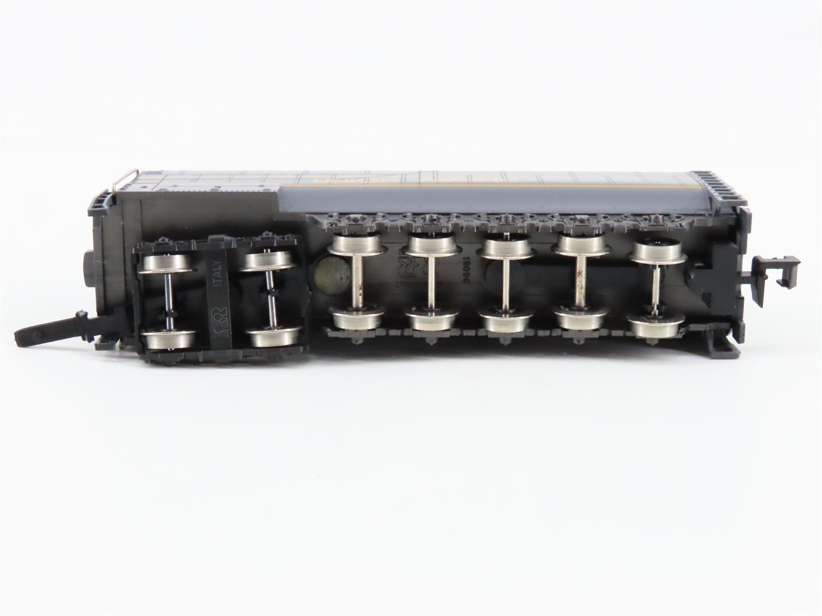 N Scale Rivarossi 0001-003726 UP Union Pacific 4-6-6-4 Steam Locomotive #3975