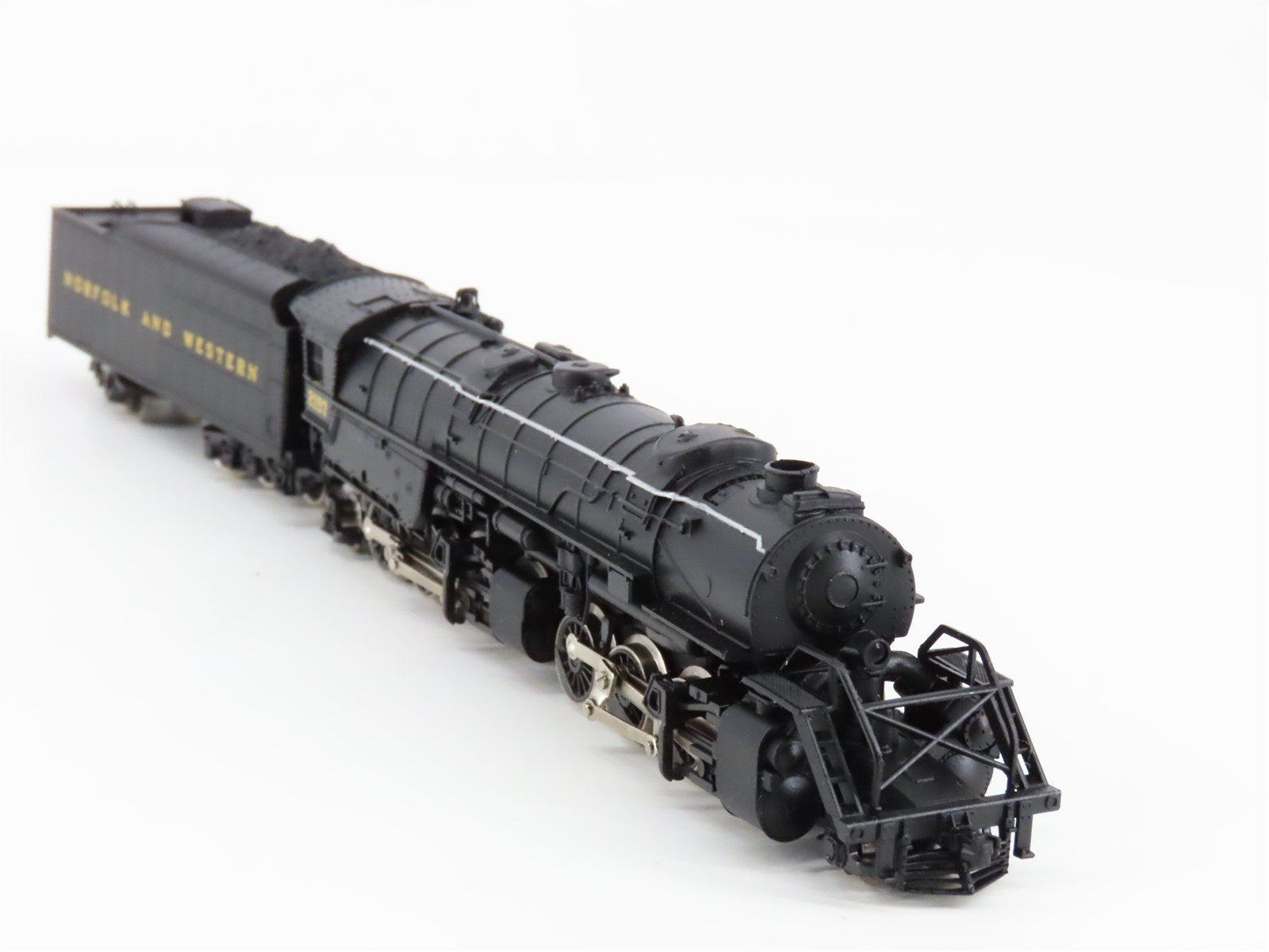 N Scale Rivarossi 9136 N&W Norfolk & Western 2-8-8-2 Steam Locomotive #2197