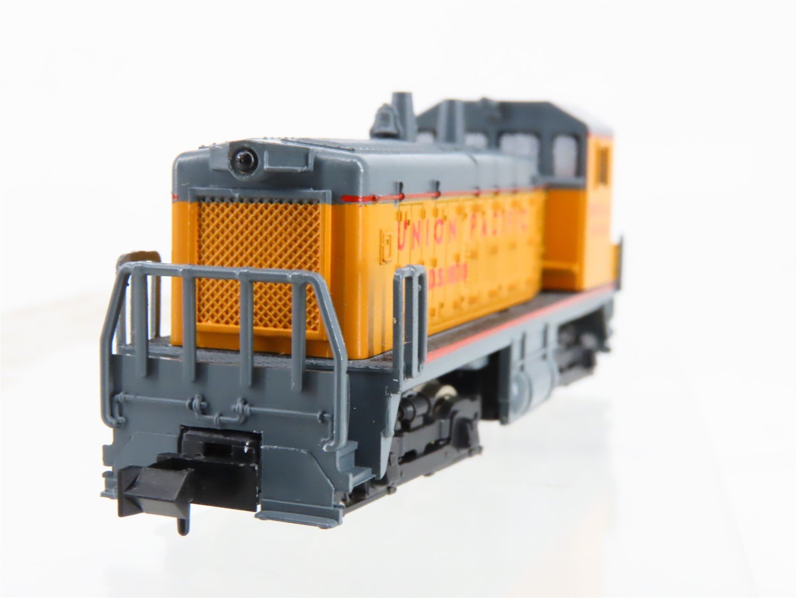 N Scale Con-Cor 0001-005002 UP Union Pacific SW1500 Cow/Calf Diesel Loco Set