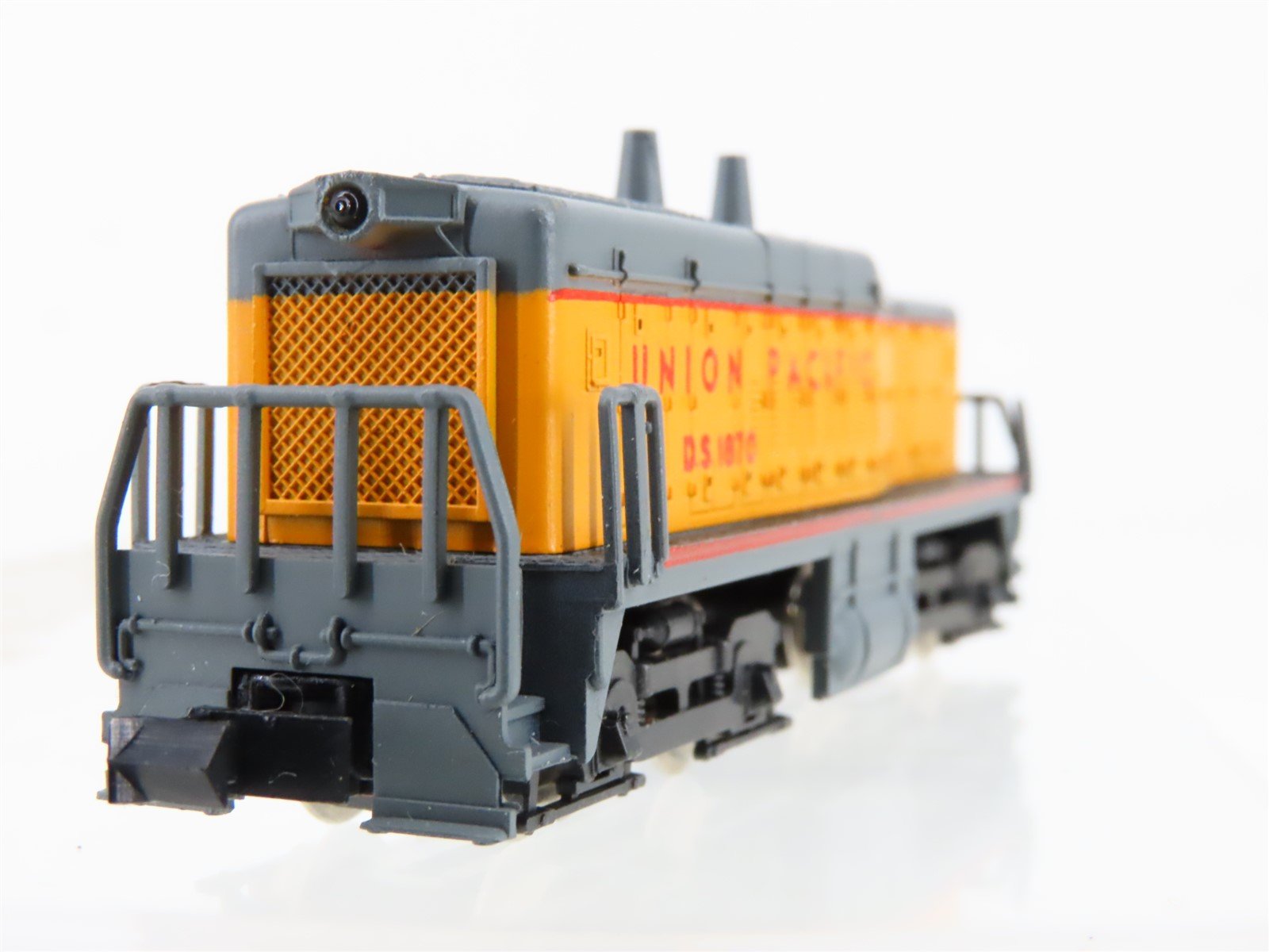N Scale Con-Cor 0001-005002 UP Union Pacific SW1500 Cow/Calf Diesel Loco Set