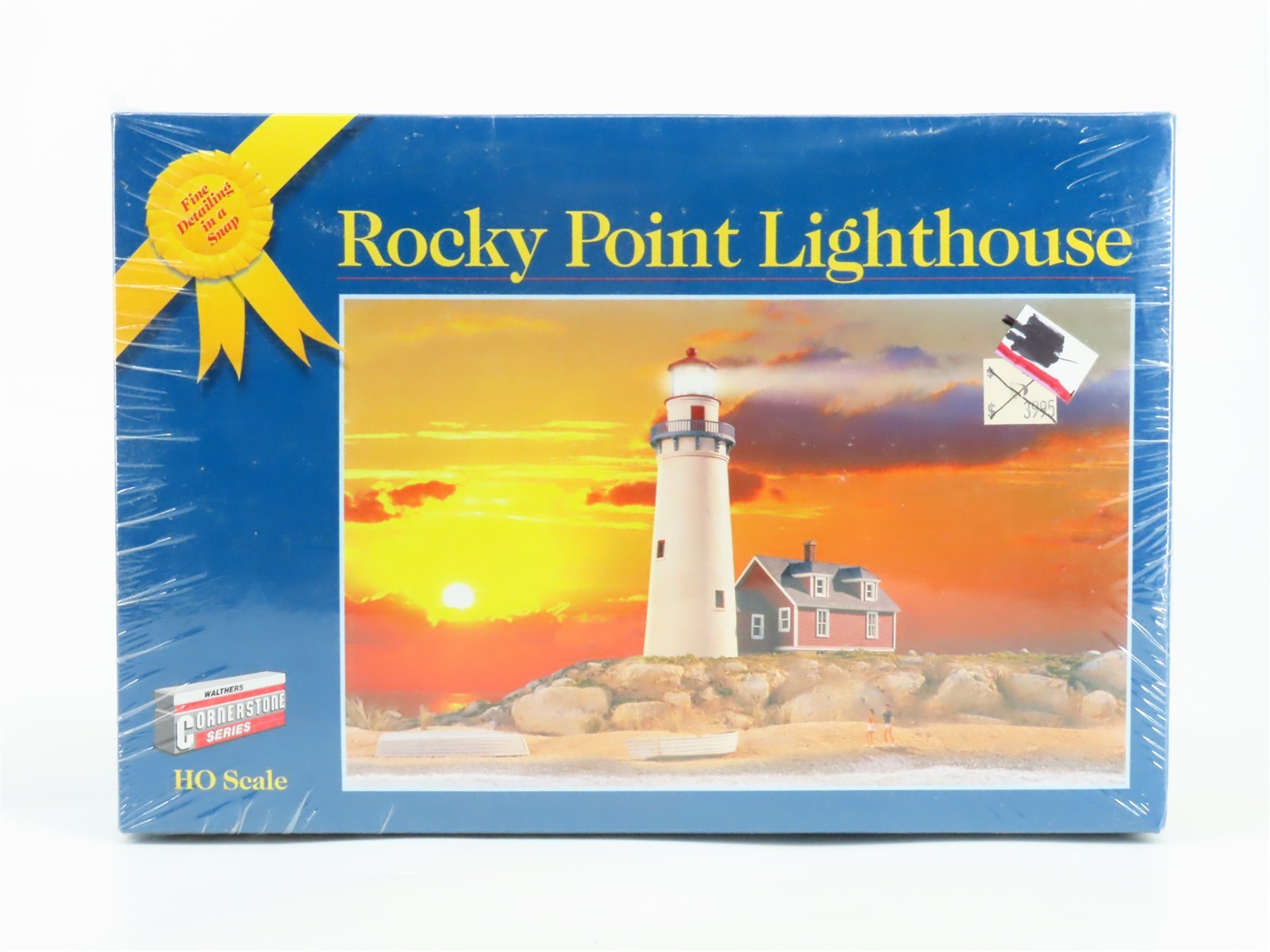 HO Scale Walthers 933-3603 Rocky Point Lighthouse Kit Unbuilt
