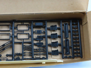 HO Scale Bethlehem Car Works 221 63' Class CVi Suburban 63' Steel Unbuilt Kit