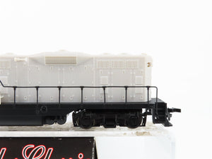 HO Scale Atlas Classic 8401 Undecorated GP7 Diesel Locomotive