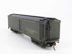 HO Scale Walthers 932-5472 PFE Pacific Fruit Express Wood Reefer 726 RTR