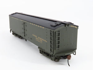 HO Scale Walthers 932-5472 PFE Pacific Fruit Express Wood Reefer 726 RTR