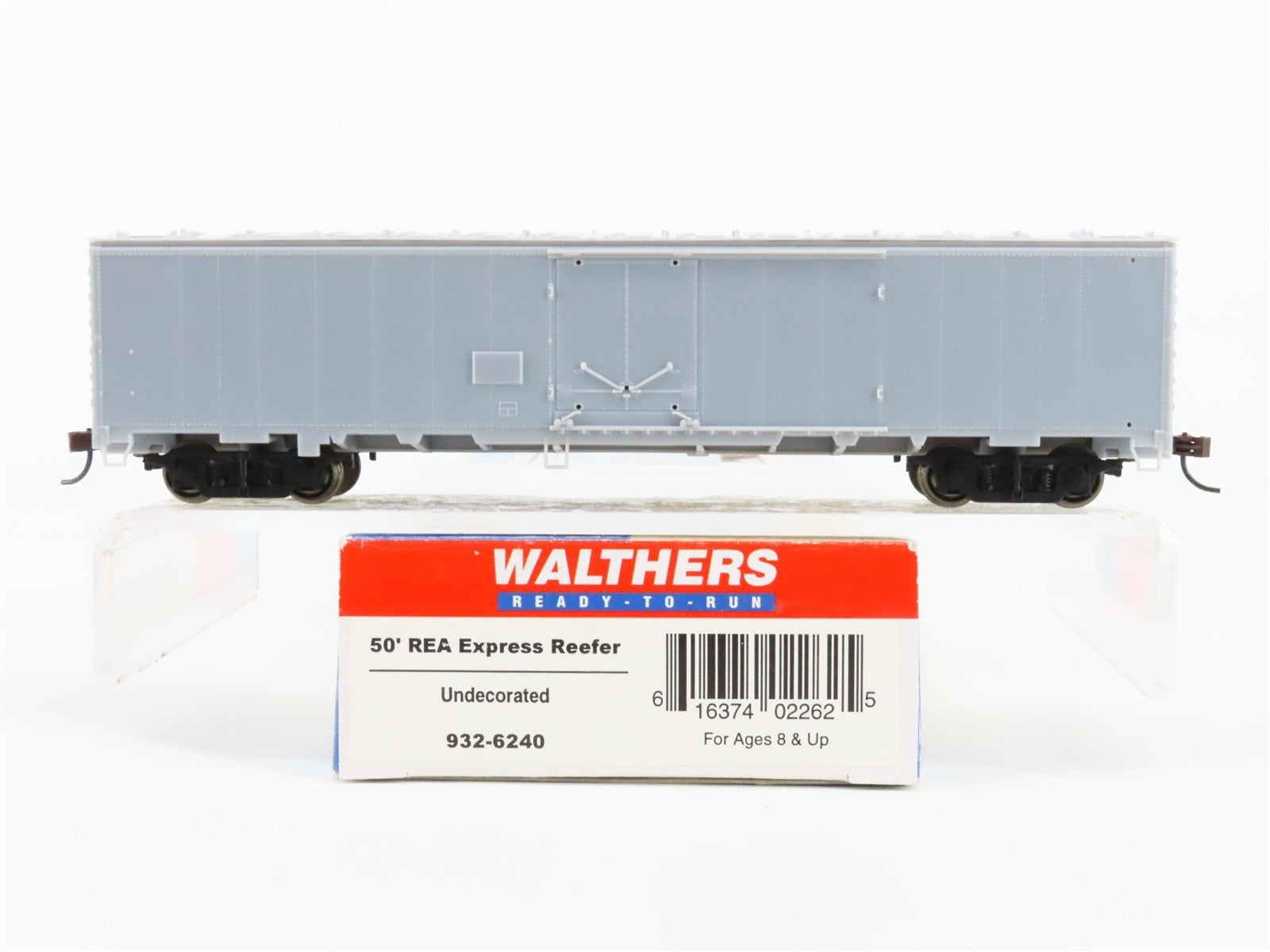 HO Scale Walthers 932-6240 50' REA Express Reefer RTR