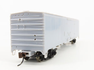 HO Scale Walthers 932-6240 50' REA Express Reefer RTR