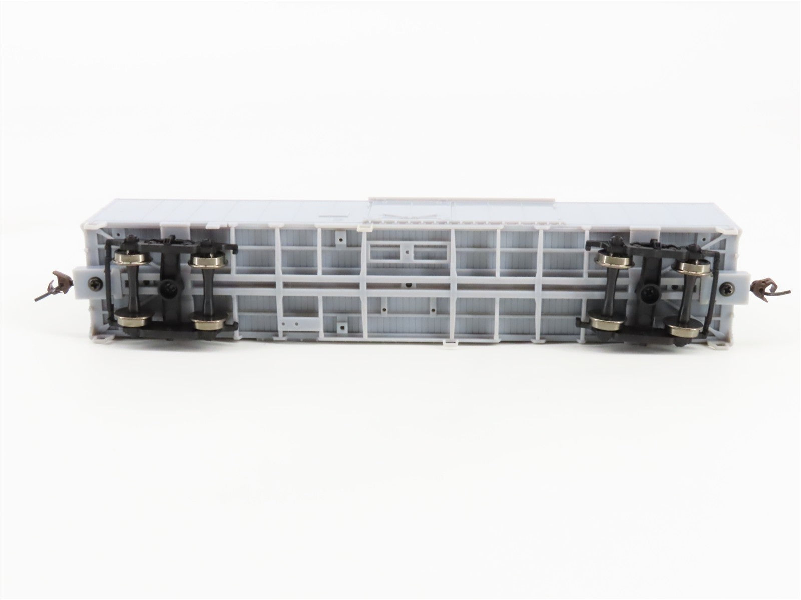 HO Scale Walthers 932-6240 50' REA Express Reefer RTR