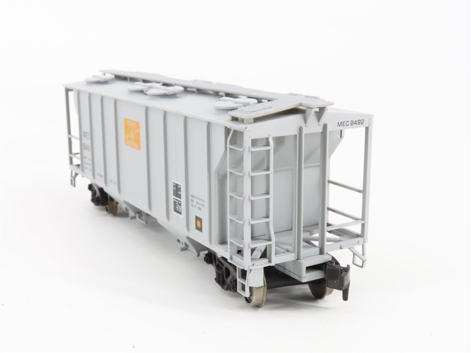 HO Scale Atlas 1818 MEC Maine Central 2-Bay Covered Hopper 2492 RTR