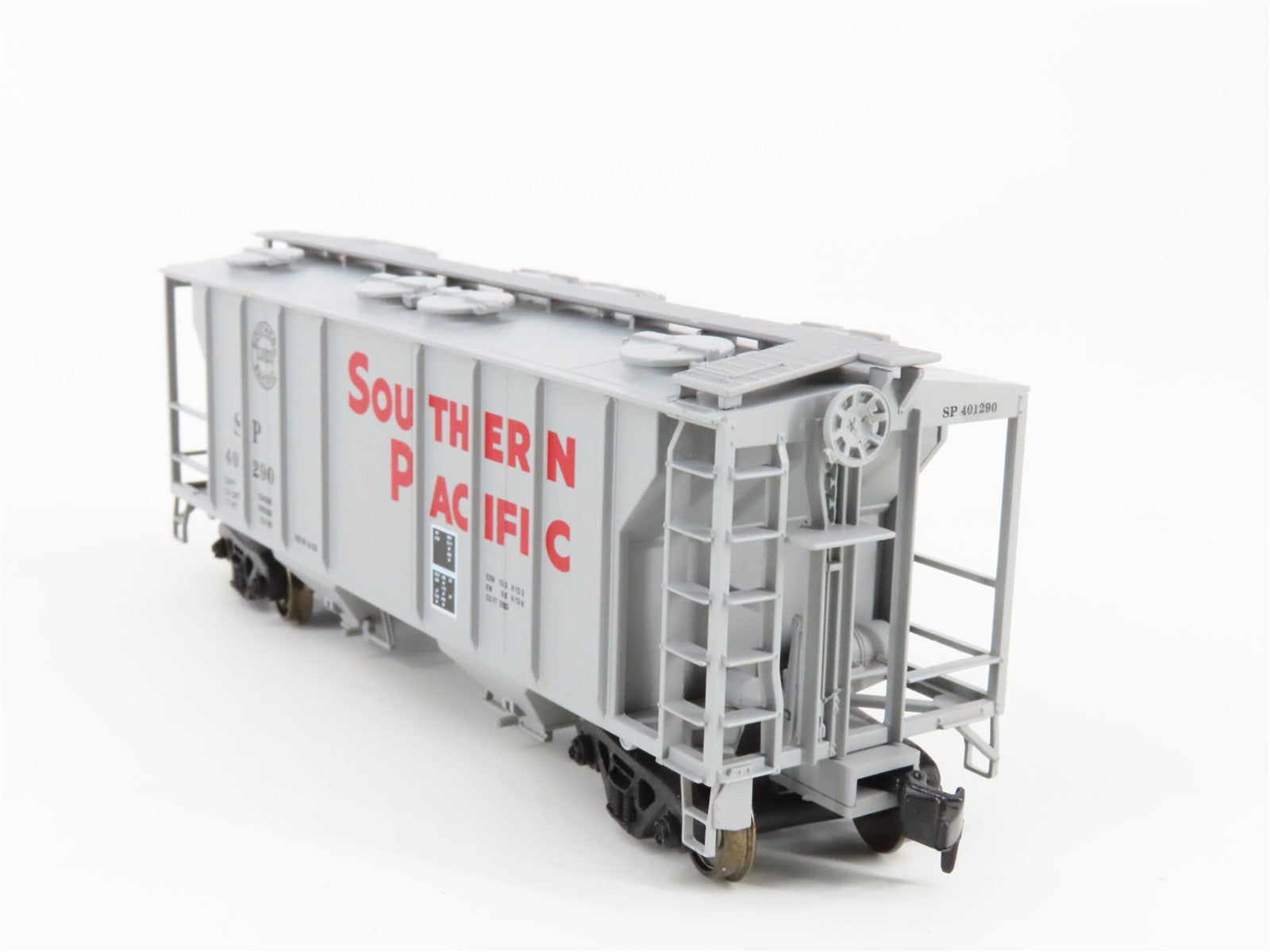 HO Scale Atlas 1810 SP Southern Pacific 2-Bay Covered Hopper 401290 RTR
